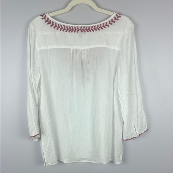 Talbots 100% Cotton White Embellished Top with Red Pink Embroidery Size Medium - Picture 8 of 9